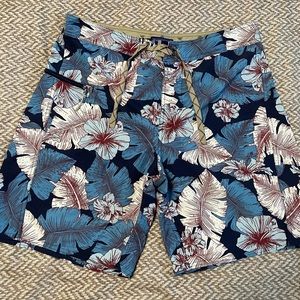 Patagonia Men’s Floral Boardshorts